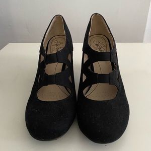 Black heels